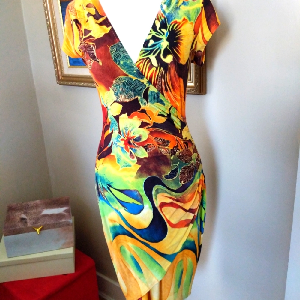 🌺🏵️SALE!!! CACHÉ Hawaiian Floral Bodycon Dress